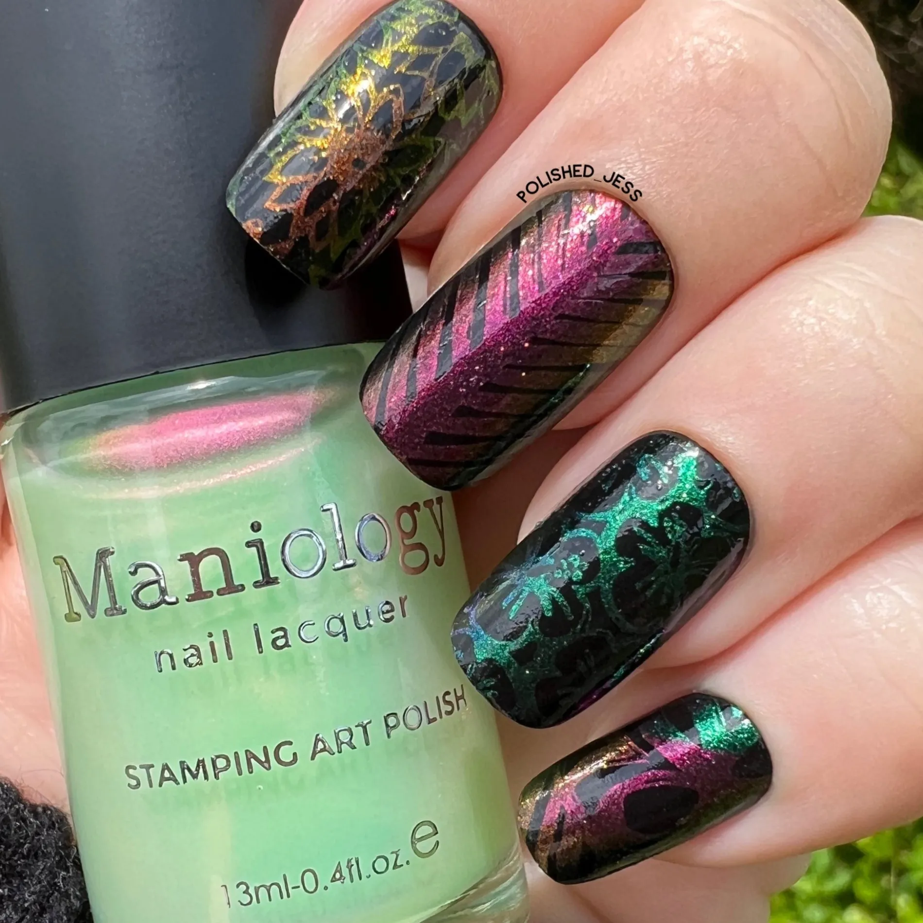 Fish Scale (B476) - Aurora Duochrome Green to Pink Stamping Polish