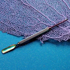 2-in-1 Double-Sided Stainless Steel Cuticle Pusher - Iridescent Rainbow Finish