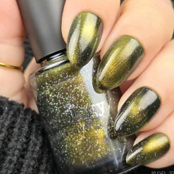 Lost in Space: Magnetic Nail Polish Set