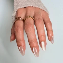 Magnetic Pearl Press On Nails - Short Round
