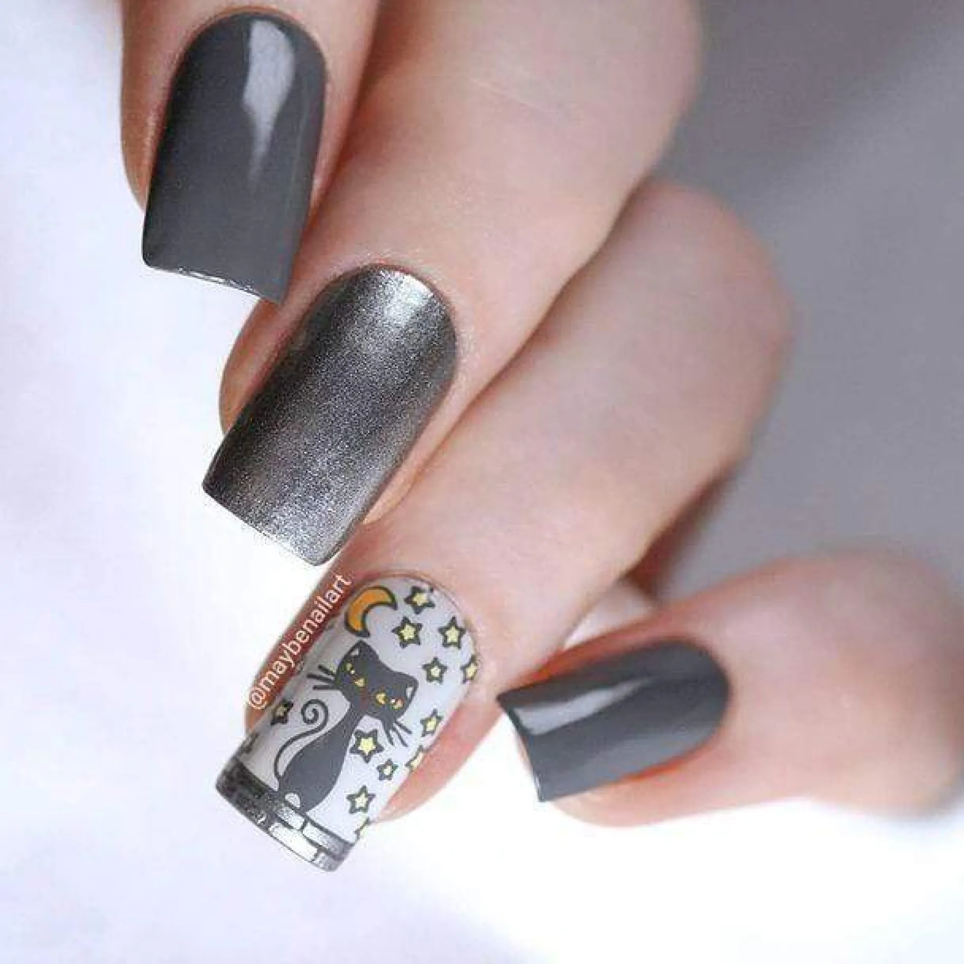 Storm Cloud (B185) - Dark Gray Stamping Polish