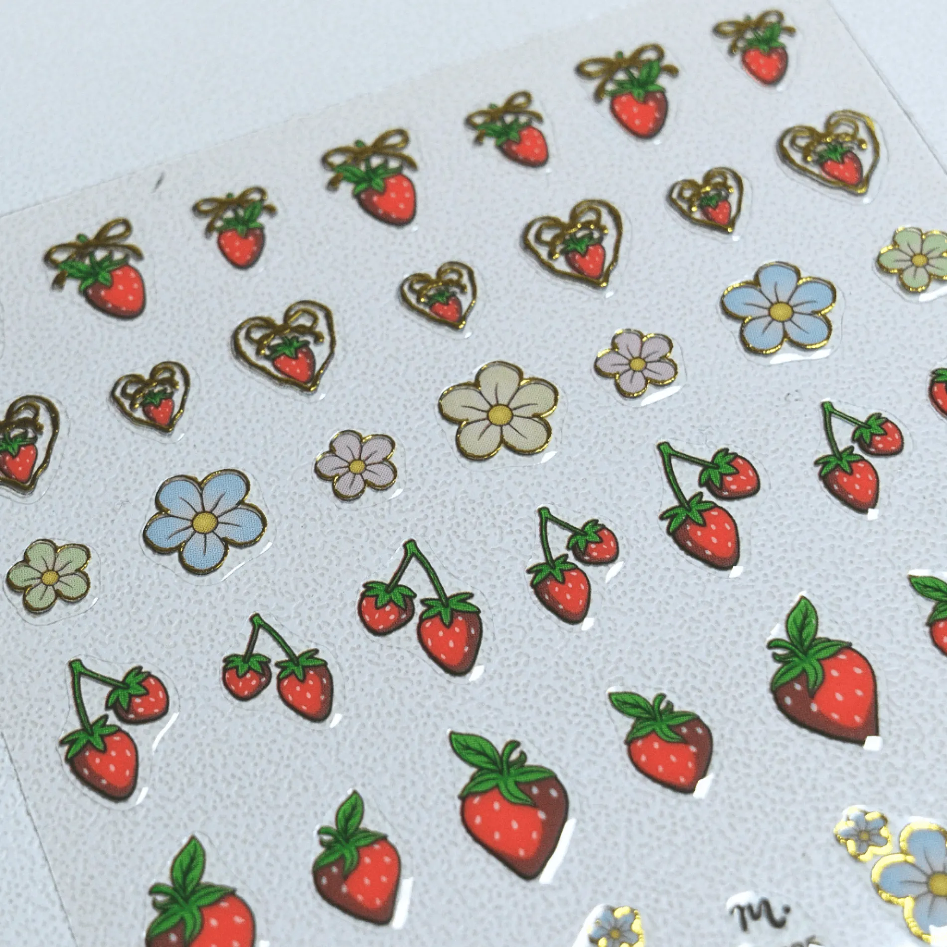 Strawberry Fields (MS-125) - Nail Art Sticker